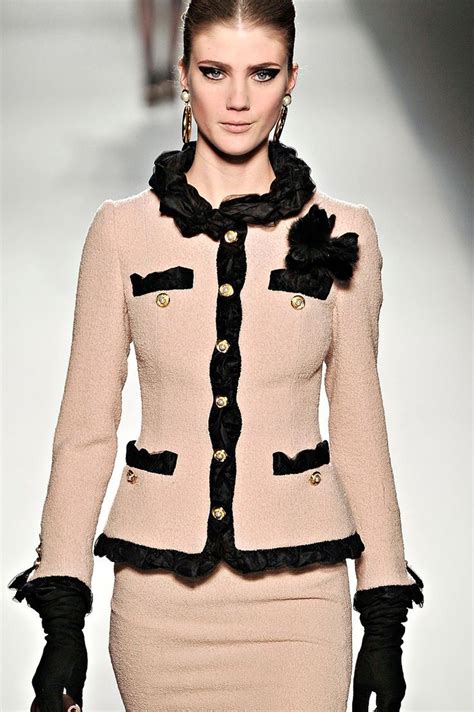 vestito classico chanel|Chanel online shopping.